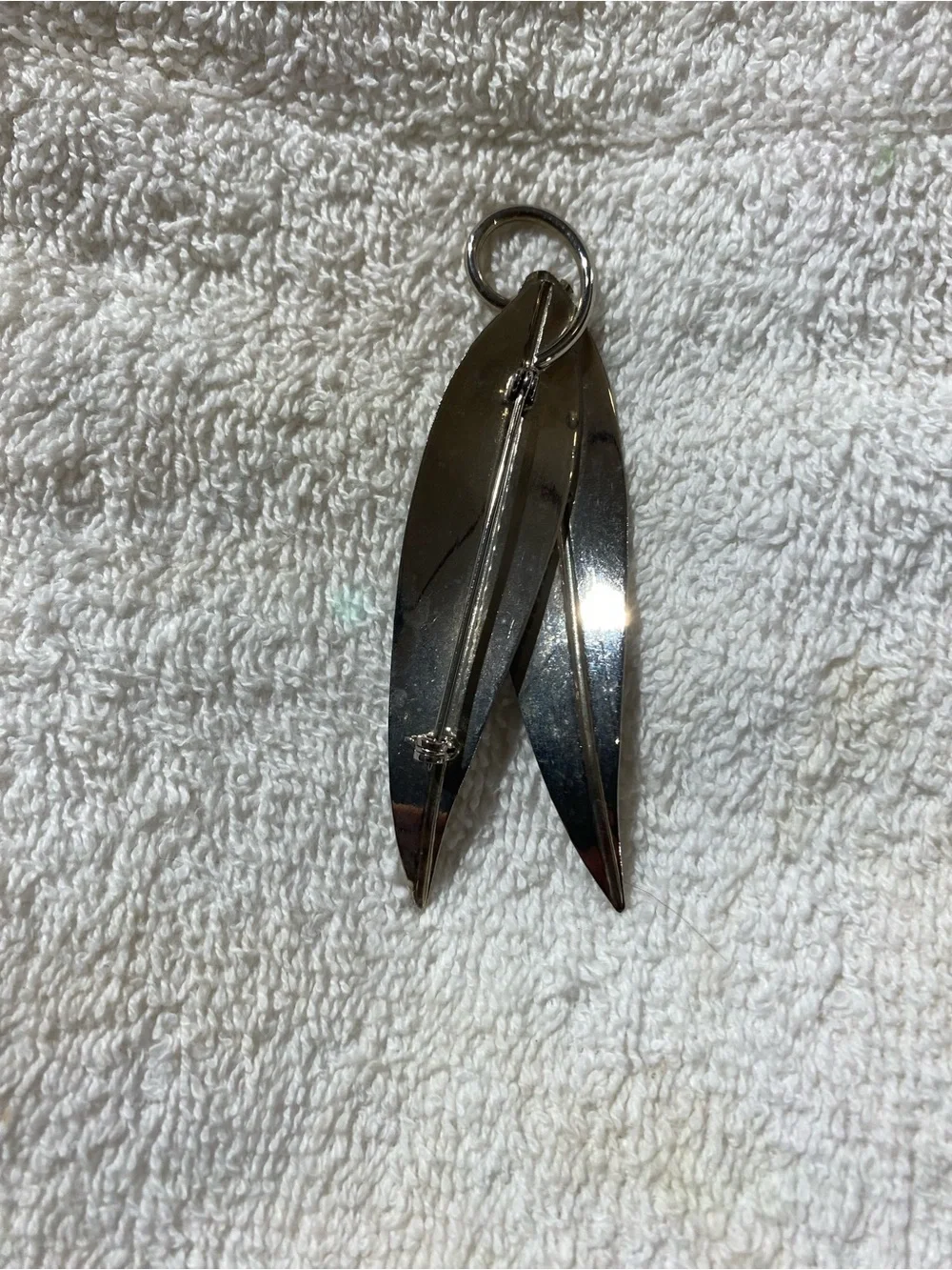 Silver Tone Double Feather Pendant (RR)